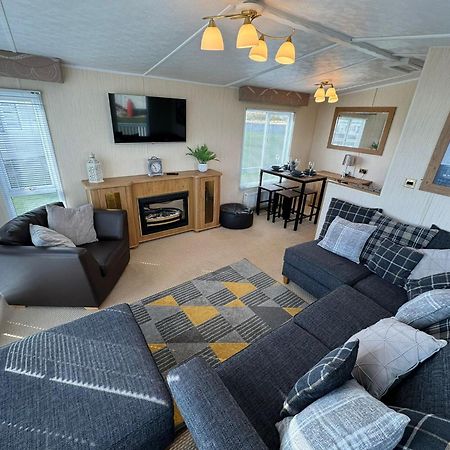 Millfields Holiday Park - The Balmoral - Coastal Caravan Breaks Ingoldmells Dış mekan fotoğraf